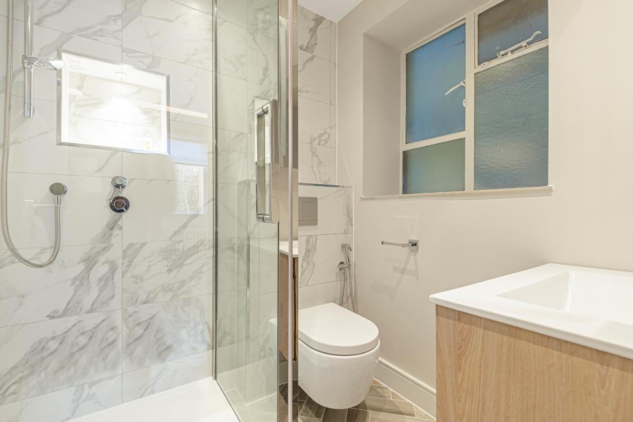 Апартаменты Luxury Living In Knightsbridge Balcony Views Of Harrods, 2Br2Ba With Ac Лондон Экстерьер фото
