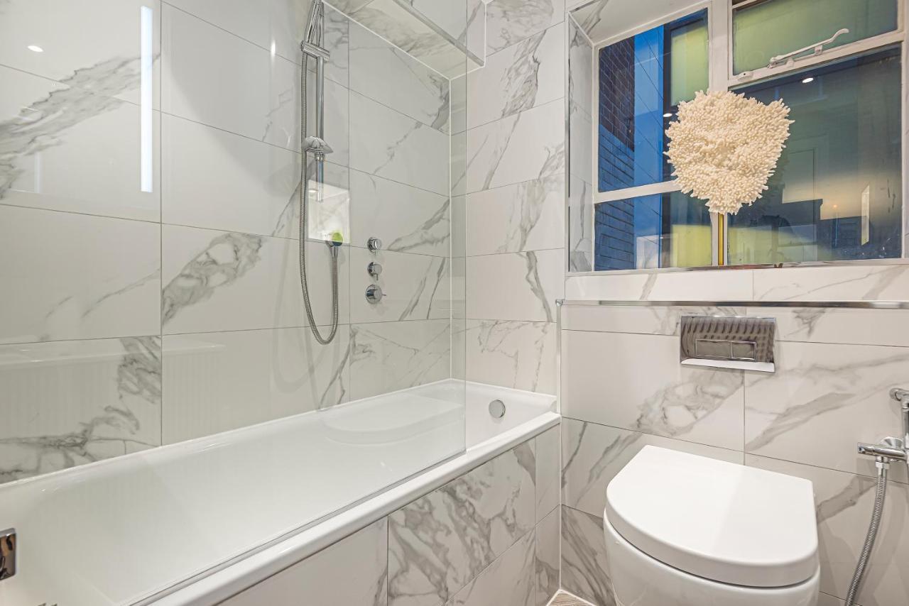 Апартаменты Luxury Living In Knightsbridge Balcony Views Of Harrods, 2Br2Ba With Ac Лондон Экстерьер фото